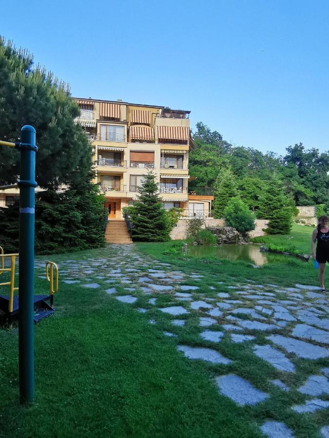 Luxury Apartment Amalfi 300 M From The Beach Varna Ngoại thất bức ảnh